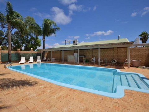 Albion Hotel - Accommodation Yamba 0