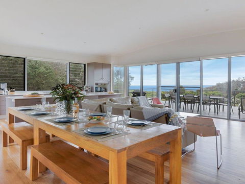 Aloha - Direct Beach Access From Property - Accommodation Yamba 1