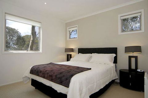 Alpenglow - Accommodation Yamba 3