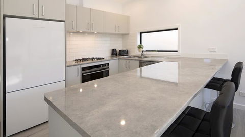 Alpine Lake Retreat - Accommodation Yamba 2