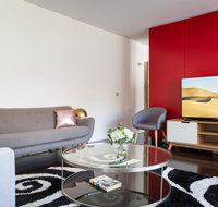 Apartment with Balcony and Parking near Racecourse - Accommodation Yamba