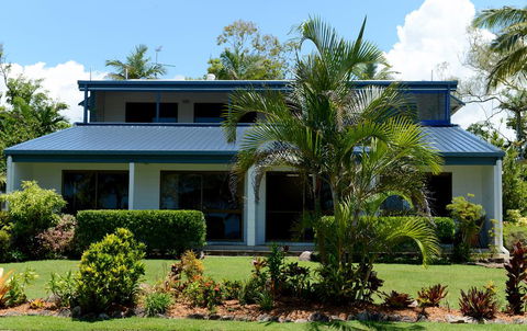 Apollo Jewel Beachfront Apartments - Accommodation Yamba 0