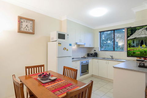 Apollo Unit 8 - Accommodation Yamba 3