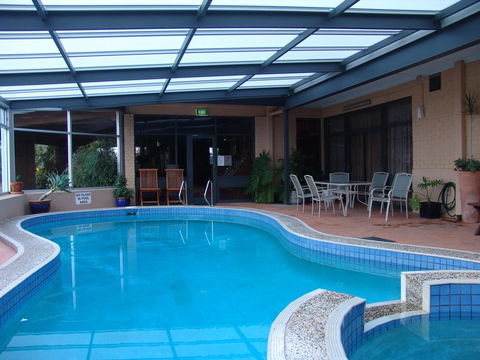 Apollon Motor Inn Victor Harbor - Accommodation Yamba 0