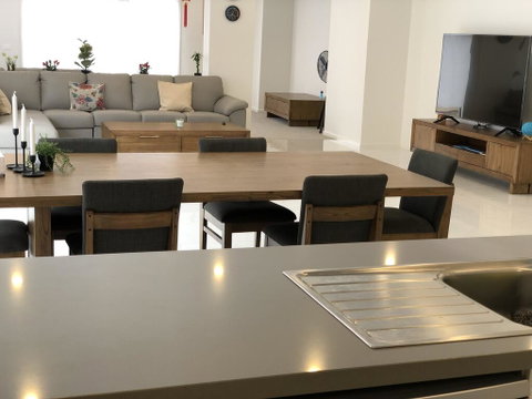 Apple House Upper Point Cook - Accommodation Yamba 2