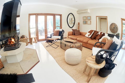 Arcadian Retreat - Accommodation Yamba 0