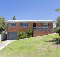 Argyle Cottage' 41 Argyle Avenue - great family home for holidays - Accommodation Yamba