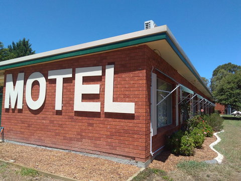 Armidale Rose Villa Motel - Accommodation Yamba 2
