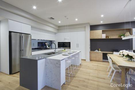 Luxury Bedrooms In A Resort Style Home - Accommodation Yamba 3