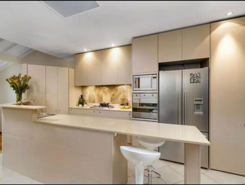 Luxury Retreat Home - 4bed House W/Parking - Mins From CBD - Accommodation Yamba 1