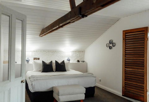 MARYBANK ESTATE - BARN LOFT - Accommodation Yamba 1