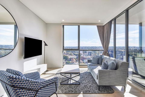 Meriton Suites Liverpool - Accommodation Yamba 0