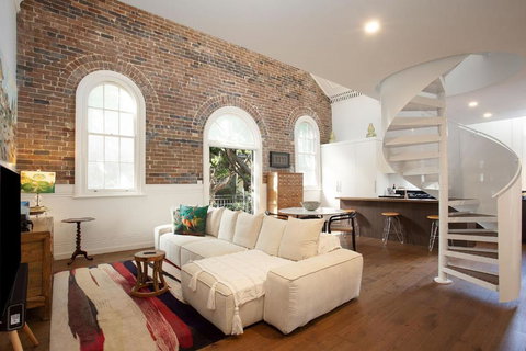Mezzanine Magic, Bondi Junction - Accommodation Yamba 0