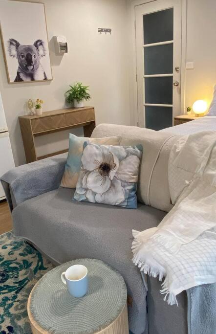 MEPLE, Tiny Home, Pets, Walk2Food, WiFi, Bfast, - Accommodation Yamba 2