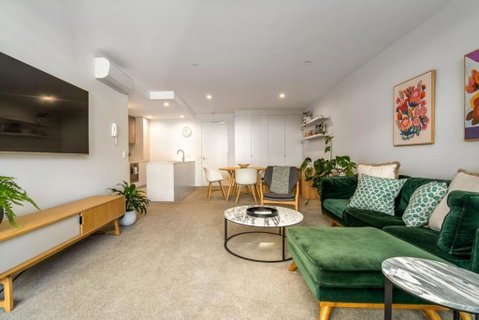 Modish Apartment Near Parliamentary Triangle - Accommodation Yamba 1