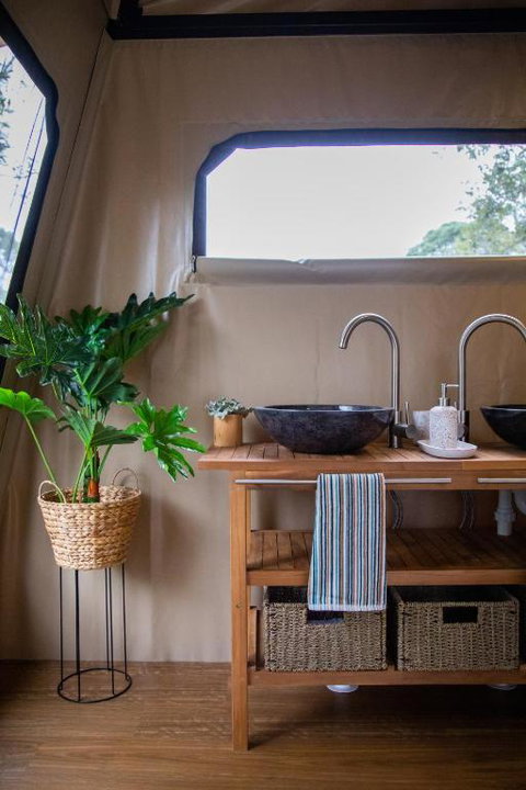 Moogie Glamp - Accommodation Yamba 3