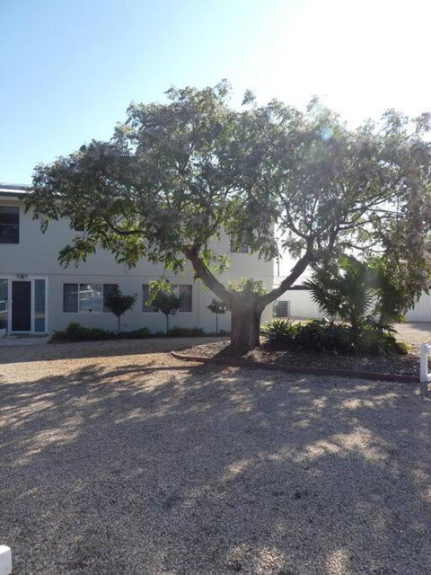 Moonta Bay Stylish Large Home 3 Min Walk From Beach And Jetty - Accommodation Yamba 0