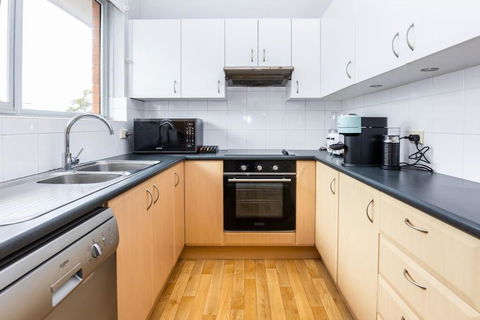 Mosman Views, 2bed, Parking, 15min Walk To Beach - Accommodation Yamba 2