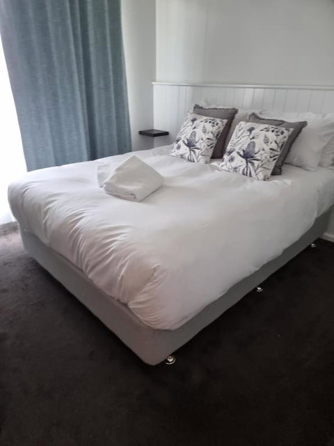 Myrtleford Hotel - Accommodation Yamba 2