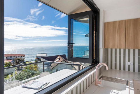 Namanula 7 - Oceanstays - Accommodation Yamba 3