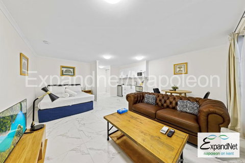 Napoleon On Kent - Accommodation Yamba 0