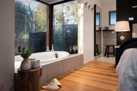 Negroni Lane - Accommodation Yamba 1