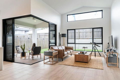 New Designer Built Boutique Holiday Home Heathwood - Accommodation Yamba 1