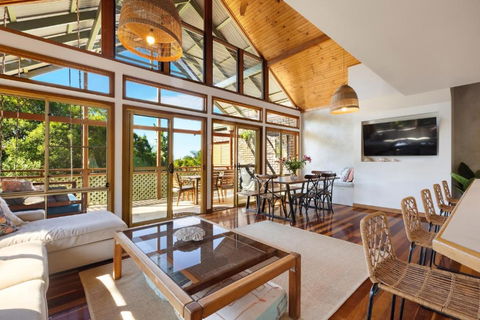 NEW Luxury Angourie Villa! Dream Location, WiFi ++ - Accommodation Yamba 0