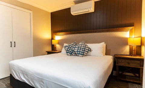 Nightcap At Archer Hotel - Accommodation Yamba 1