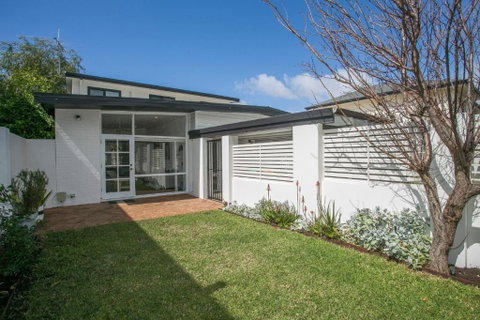 NOR214 - Northstead Coastal Charm - Accommodation Yamba 2