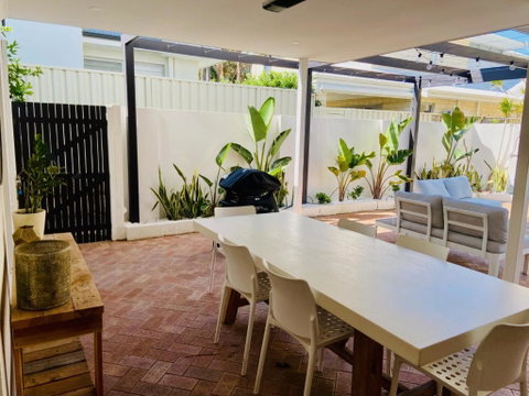 NOR214 - Northstead Coastal Charm - Accommodation Yamba 1