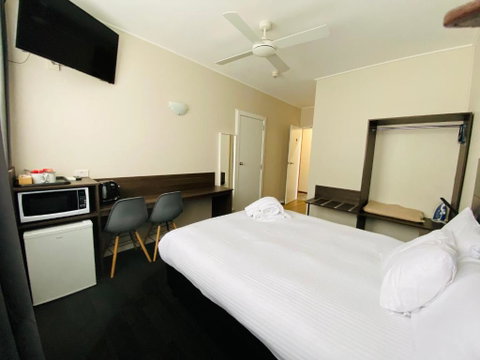 Nowra Motor Inn - Accommodation Yamba 2
