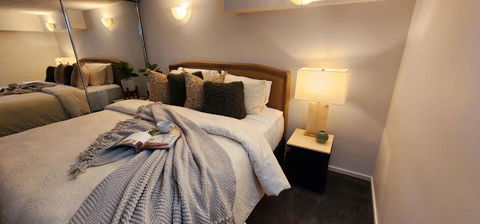 NYC Loft Brisbane, Free Parking! - Accommodation Yamba 0