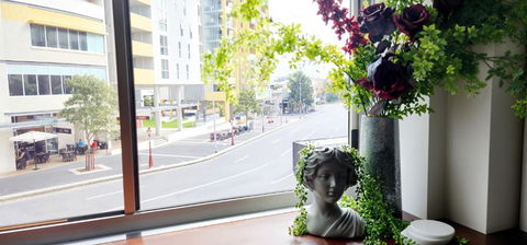 NYC Loft Brisbane, Free Parking! - Accommodation Yamba 1