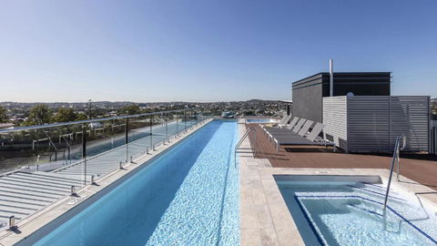 Oaks Brisbane Woolloongabba Suites - Accommodation Yamba 0