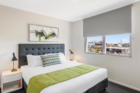 Oaks Brisbane Woolloongabba Suites - Accommodation Yamba 1