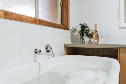 Olinda Rise Retreat House Fire Bathtub And Brekky - Accommodation Yamba 2