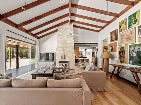 Orchard Homestead Countryside Retreat - Accommodation Yamba 0