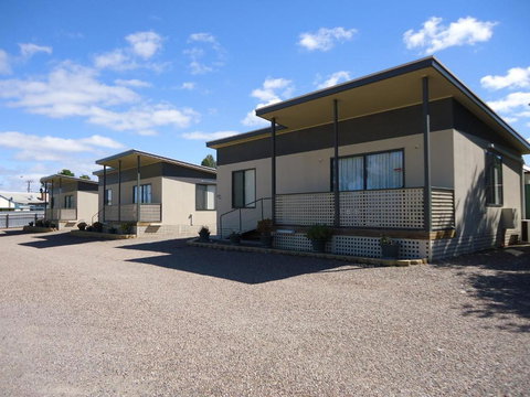 Oval Motel - Murray Bridge - Accommodation Yamba 0