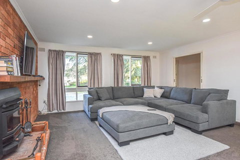 Ovens Valley Retreat - Accommodation Yamba 0