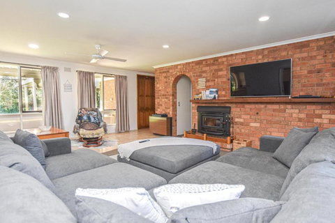 Ovens Valley Retreat - Accommodation Yamba 3