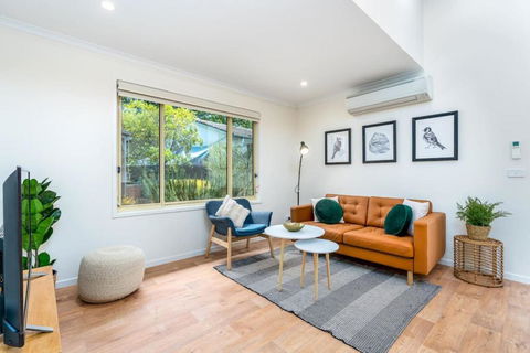 Peaceful 1BR Courtyard Unit In Quiet Dickson - Accommodation Yamba 0