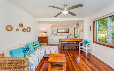 Pacifica 2 - Accommodation Yamba 0