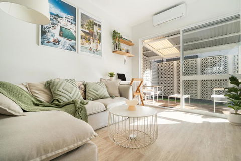 PALMA - Couples Beach Shack! - Accommodation Yamba 0