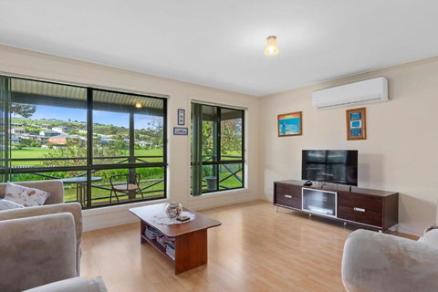 Pascalinga 38 Carrickalinga Road - Accommodation Yamba 1