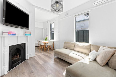Peaceful 2 Bedroom With Private Backyard And BBQ - Accommodation Yamba 2
