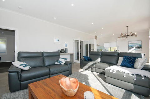 Peaceful Ridge Resort - Accommodation Yamba 2