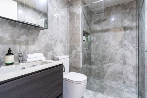 Perfectly Located 1BR BA Apartment - Accommodation Yamba 3