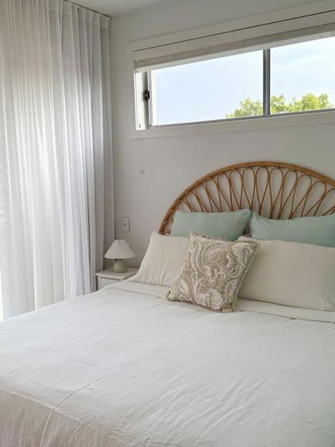 Perfect Summer Lake House - Accommodation Yamba 2
