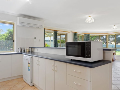 Pets At The Beach 8 Marto Court - Accommodation Yamba 3